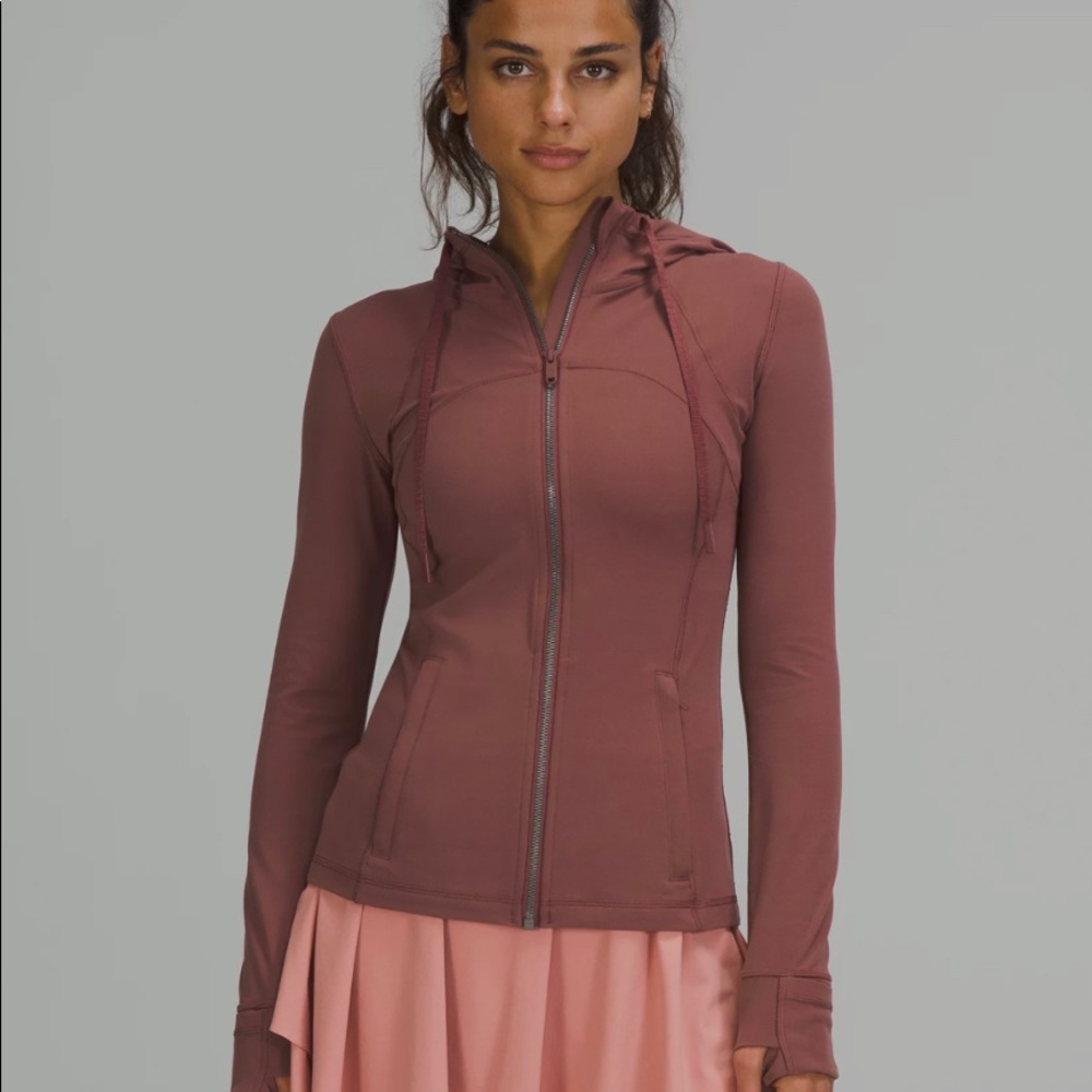 NWOT Smoky Red Hooded Define Jacket *Nulu